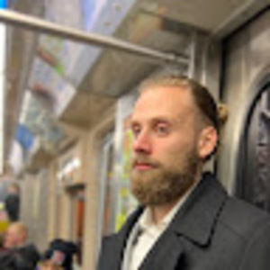 Meet your Posher, Nicholas